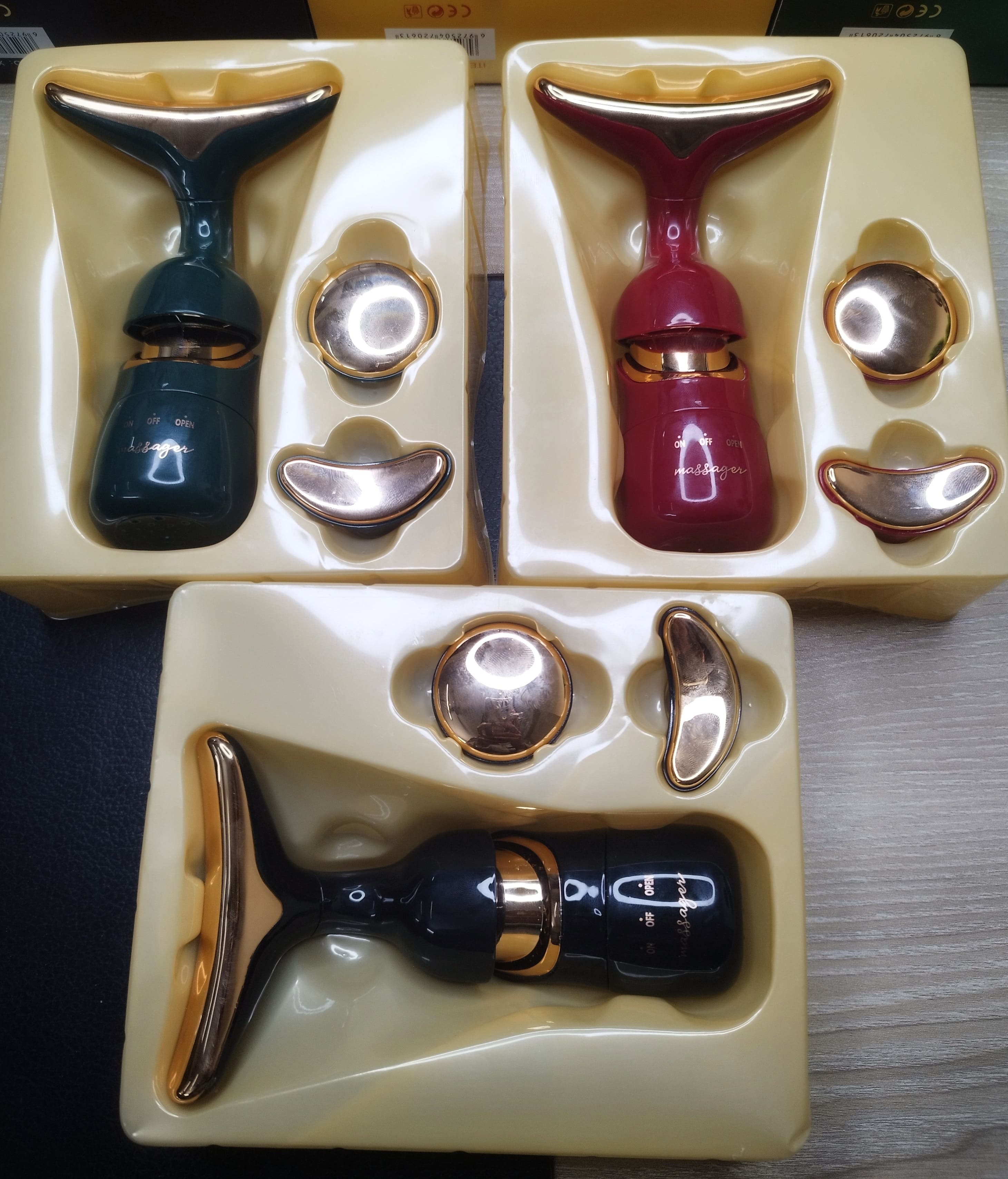 4D 3 IN 1 EMS Face Lifting Massager