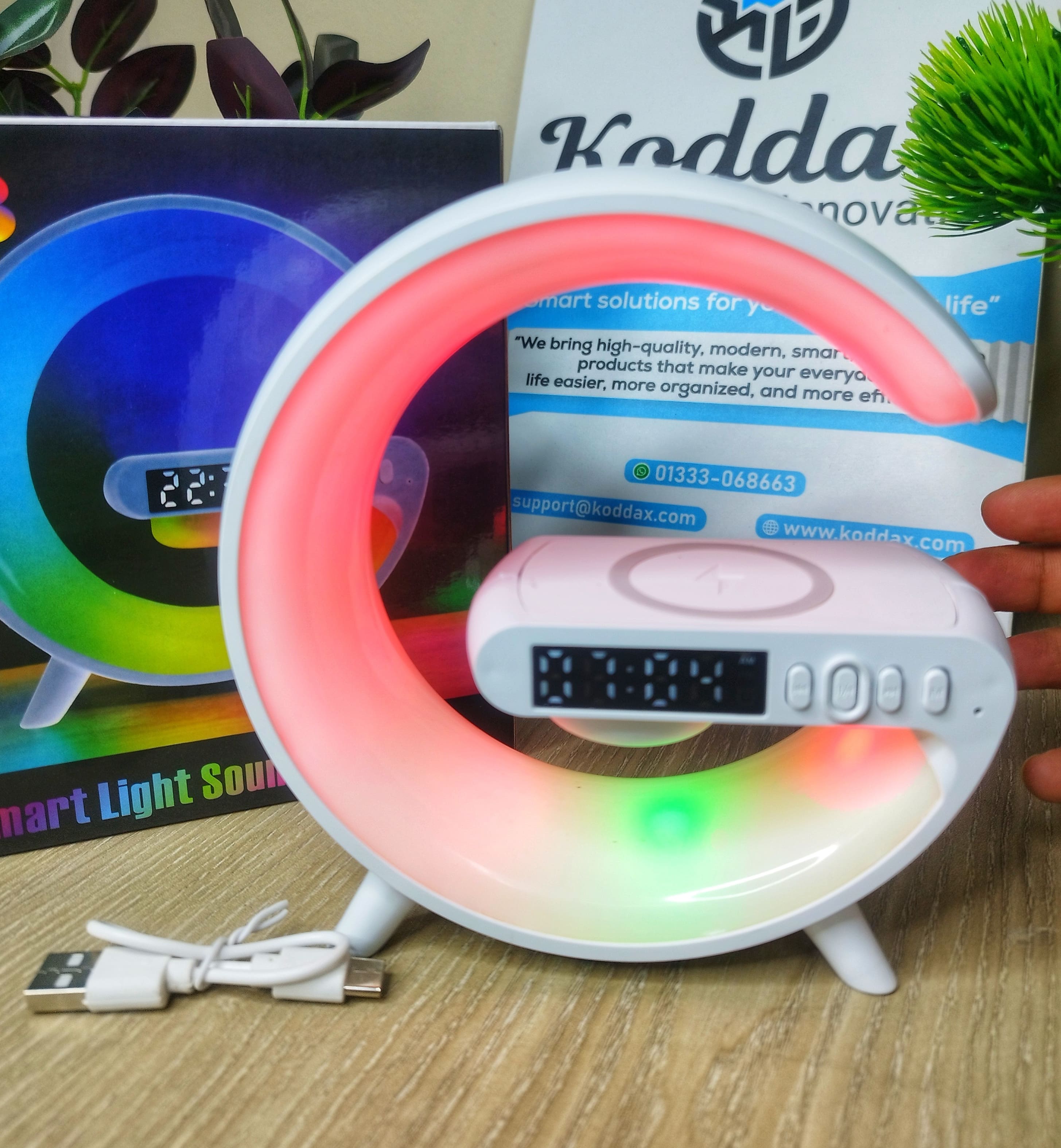 G63 Atmosphere RGB Light Bluetooth Speaker With Wireless Charging